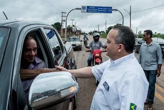 Governador Pedro Taques pouco antes da inauguração