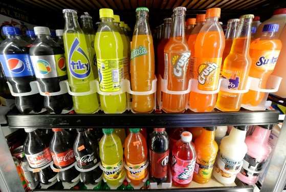 OMS propôs aumento de impostos sobre bebidas açucaradas como refrigerantes e sucos industrializados 