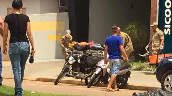 O Corpo de Bombeiros foi acionado e encaminhou o bandido para o Hospital São Lucas.