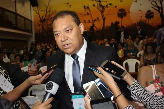 Vereador Toninho de Souza não assinou requerimento para abertura de CPI que investigaria prefeito Emanuel Pinheiro.