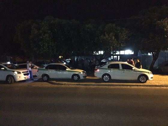 O taxista foi levado para prestar depoimento e depois liberado.