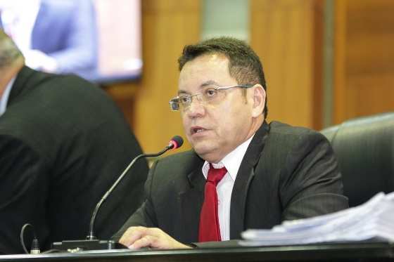 Eduardo Botelho avalia que os poderes precisam permanecer unidos e que a discussão não deveria ter se tornado pública