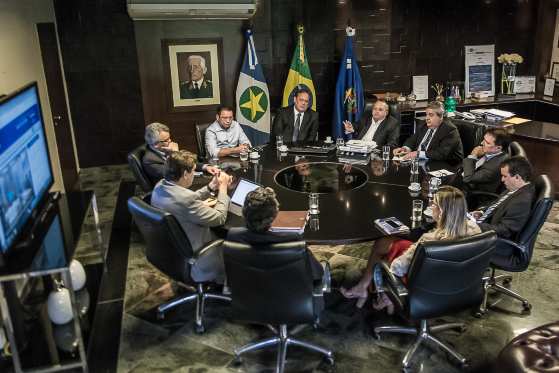 Governador Pedro Taques tenta repactuar pagamentos atrasados