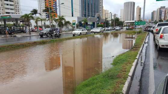 Obra do VLT está parada desde o final de 2014, em Cuiabá e VG