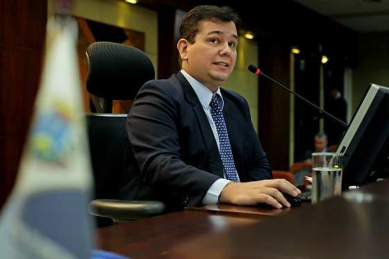 O conselheiro Luiz Carlos Pereira considerou que as informações apresentadas pelos chefes do Legislativo e do Executivo municipal não se mostram aptas para desconstituir a anulação do decreto da suplementação.