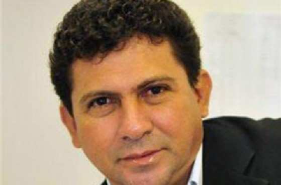Ubiratan Braga é jornalista, radialista e publicitário em Cuiabá.
