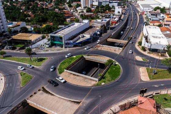 A Trincheira Santa Rosa está com 89,9% da obra executada. Os trabalhos no local foram paralisados em junho de 2016, após a empresa Camargo Campos ter decretado falência.