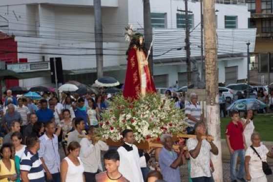 A festa será celebrada na Praça da República