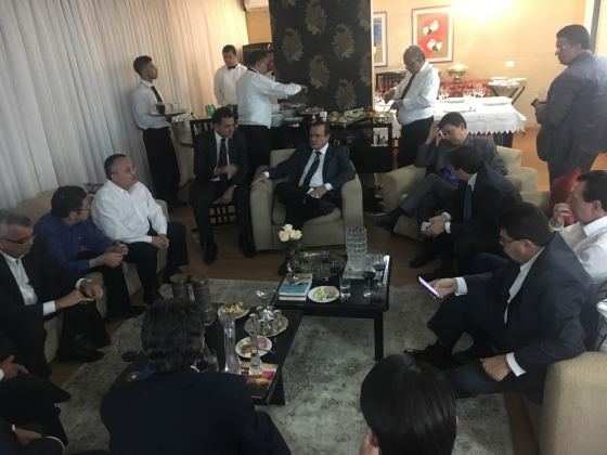 O jantar do governador com toda a bancada mato-grossense foi na casa do deputado Fábio Garcia (PSB), em Brasília