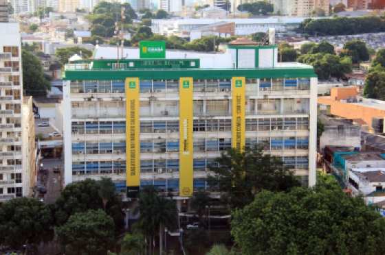 A folha total de pagamento bruta corresponde a pouco mais de R$59 milhões. Atualmente a Prefeitura de Cuiabá possui 18.150 servidores.