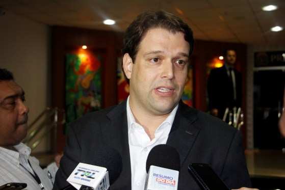 O secretário de Fazenda, Gustavo Oliveira explicou que com a renegociação, o Governo terá um alívio anual médio de R$ 120 milhões, até 2027.