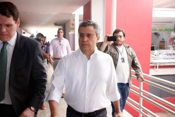A delação pode complicar a candidatura do governador Pedro Taques à reeleição.