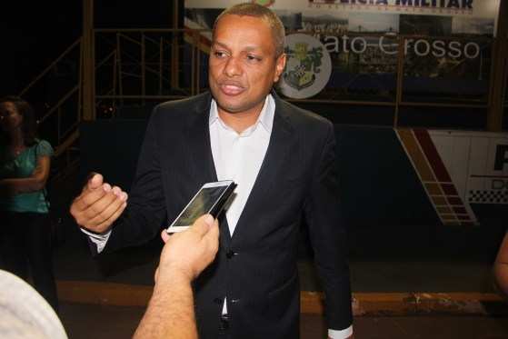 O fato foi relatado durante depoimento dele a delegadas da PJC que investiga sobre os grampos.