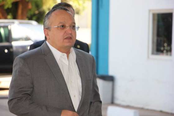 O governador Pedro Taques também quer saber quando o FEX será sancionado pelo Governo Federal.
