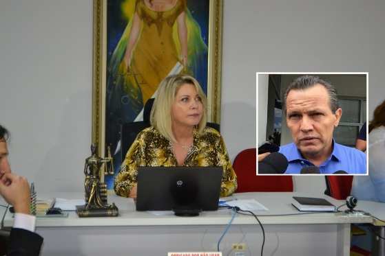 A juíza Selma Arruda, da 7ª Vara Criminal, explicou ter acatado o pedido de conversão da prisão preventiva do ex-governador Silval Barbosa em domiciliar porque houve mudança de conduta processual.