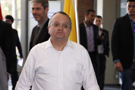 Além de Taques, o MP quer investigação contra ex-secretários de Estado.
