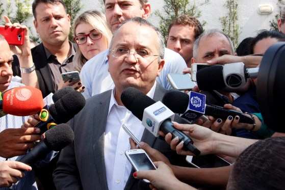 O valor havia sido prometido pelo governador Pedro Taques (PSDB) na semana passada durante uma reunião com os chefes das instituições.