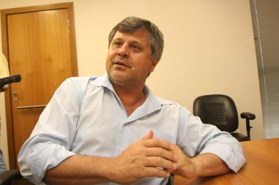O secretário de Serviços Urbanos de Cuiabá, José Roberto Stopa, foi multado pelo TCE em R$ 6,9 mil.