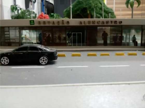 As obras da “Estação Alencastro” custaram R$ 634,9 mil e tiveram início em setembro, na Praça Alencastro, na frente da Prefeitura.