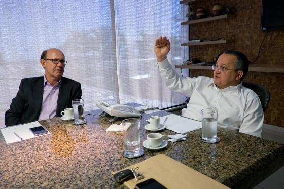 Reunião que aconteceria na sexta-feira (15) foi adiada para esta segunda-feira (18).