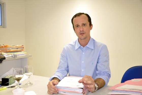 Essa é a segunda vez que o magistrado é alvo dos criminosos.