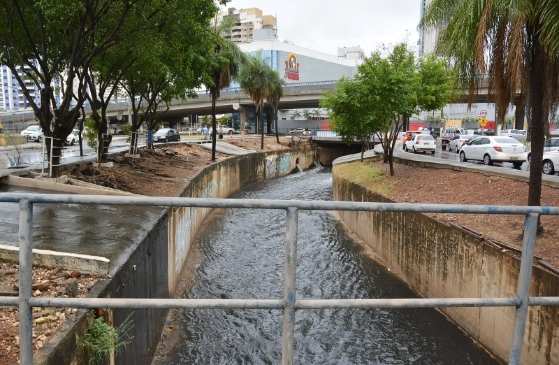 As intervenções na pista serão feitas no sentido Avenida Carmindo de Campos e para garantir o tráfego seguro.