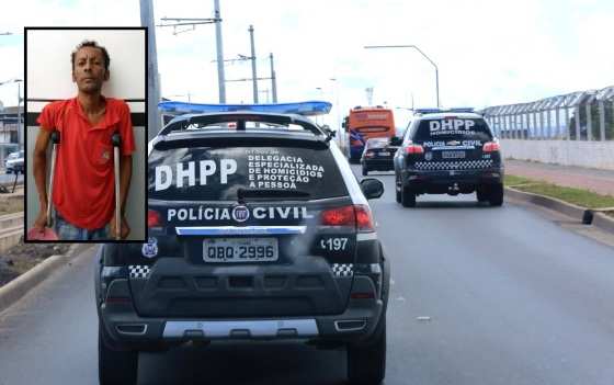 Policiais civis prenderam o assassino dentro da casa onde ele matou a companheira, a travesti Michelle.