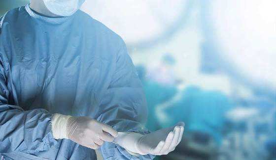 Pacientes que foram atendidos pela falsa médica estão sendo monitorados.