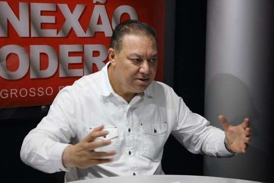 Toninho de Souza deixou a base de apoio do prefeito Emanuel Pinheiro e assinou a CPI do Paletó.
