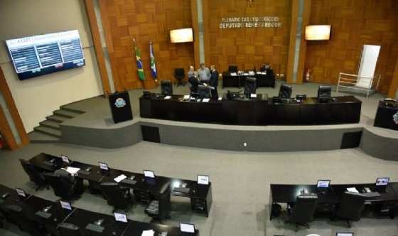 A próxima sessão deve ocorrer somente na próxima quinta-feira (16), a partir das 9h, porém, com risco de também ser cancelada.
