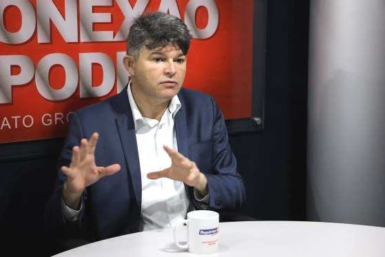 Senador José Medeiros.
