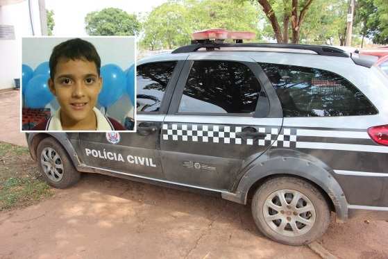 O pai já procurou a polícia para comunicar o desaparecimento da criança.