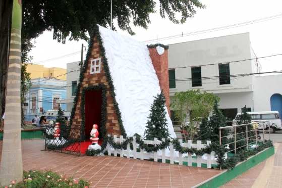 Estritura está montada na Praça Alencastro, no Centro de Cuiabá.