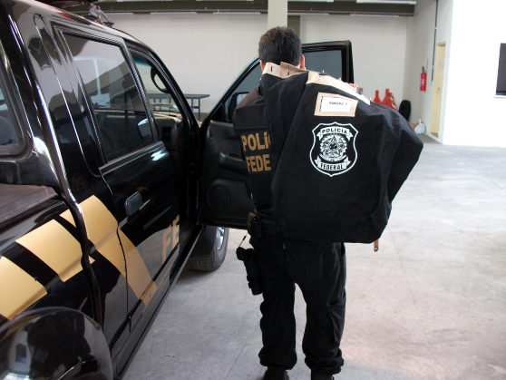 Polícia Federal cumpre mandados em 9 municípios de MT.