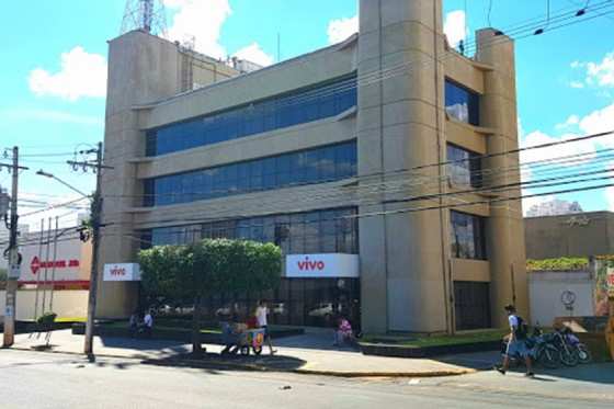 O crime aconteceu na loja Vivo da Avenida Getúlio Vargas, em Cuiabá.