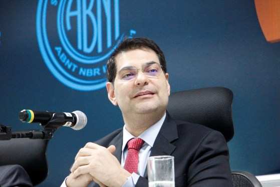 O conselheiro Campos Neto tomou posse como presidente do TCE, nesta quarta-feira (20).