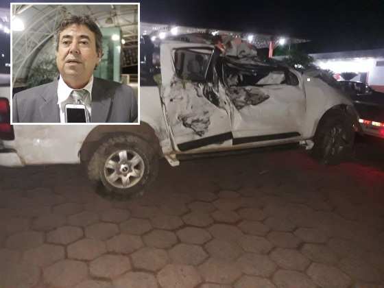 O juiz Gilperes Fernandes dirigia a caminhonete e sofreu ferimentos leves.