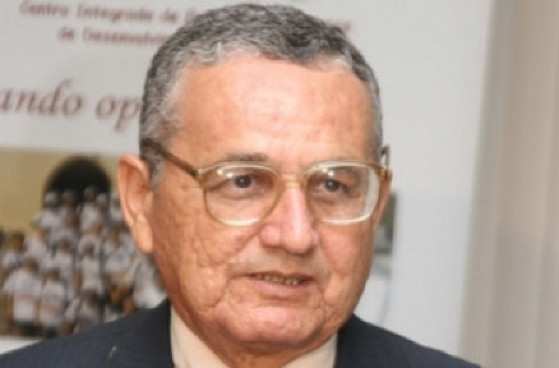 AUREMÁCIO CARVALHO é advogado e ex-ouvidor Geral de Polícia em Mato Grosso. 