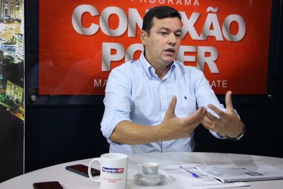 Secretário da Casa Civil, Ciro Gonçalves dia que demissões de servidores comissionados não resolveria o problema.