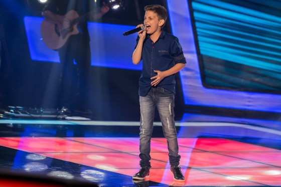 Kaique Bueno foi aplaudido de pé após a apresentação.