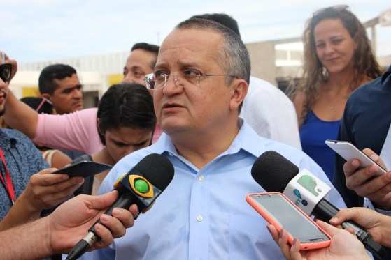 O governador Pedro Taques assegurou os recursos para a compra dos equipamentos para a nova unidade hospitalar.