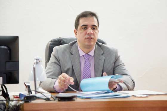As ofensas foram contra o juiz juiz Marcos Faleiros, da Vara Contra o Crime Organizado da Capital.
