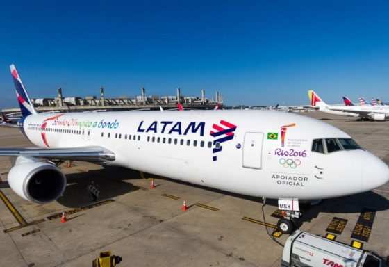 A Latam terá que pagar R$ 10 mil por danos morais.