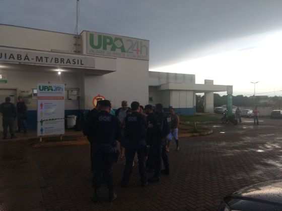Criminosos feriram cinco pessoas durante tentativa de resgate do preso José Edmilson Bezerra Filho, 31 anos, na tarde desta terça-feira (13).