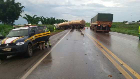 De acordo com a Polícia Rodoviária Federal (PRF), o acidente aconteceu entre os municípios de Sorriso e Nova Mutum (264 km ao Norte).