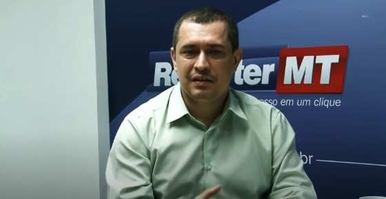 Vereador Marcelo Bussiki, presidente da CPI contra o prefeito Emanuel Pinheiro, na bancada do RepórterMT.