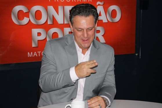 Carlo Fávaro terá a missão de anunciar desembarque ao governador.