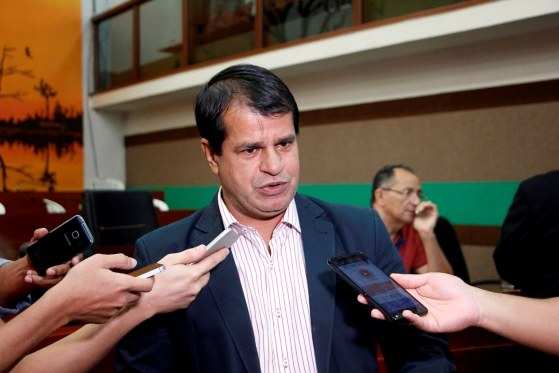 Relator da CPI diz que defesa de Emanuel pode ser feita por escrito.
