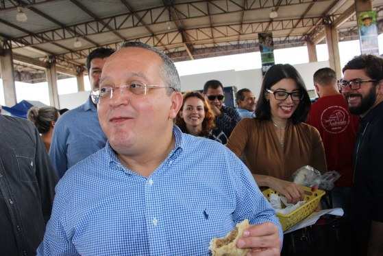 Pedro Taques lembra que quando deixou a Procuradoria da República para entrar na política em 2010, havia especulações da mesma natureza e, mesmo assim, ele conseguiu ser eleito senador.