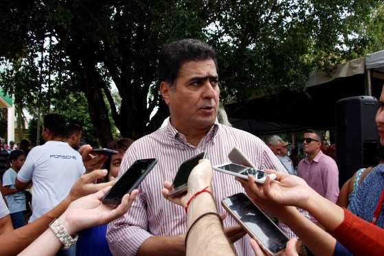 Prefeito Emanuel Pinheiro diz que Prefeitura está disposta a ajudar a Santa Casa, mas unidade é privada.